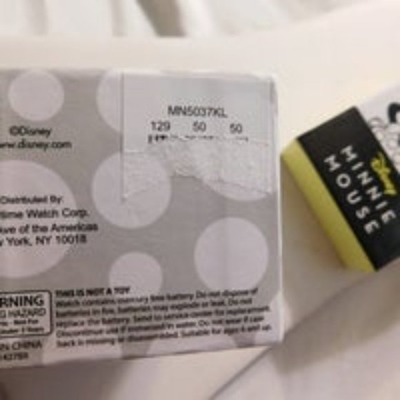 Minnie Mouse Watch - Picture 6 of 7